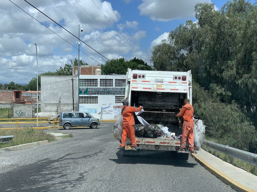 Optimizan trabajos de recolección de basura en San Juan del Río