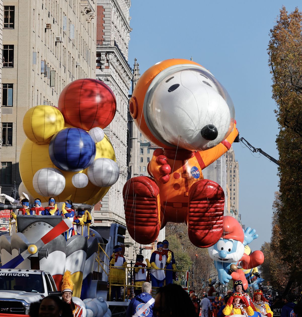 Globos y estrellas animan el gran desfile de Acción de Gracias de Nueva