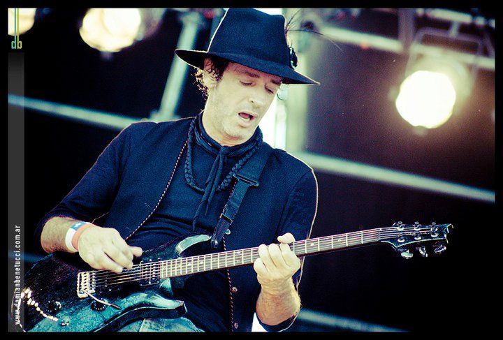 Gustavo Cerati es recordado con libro Cerati La biografía