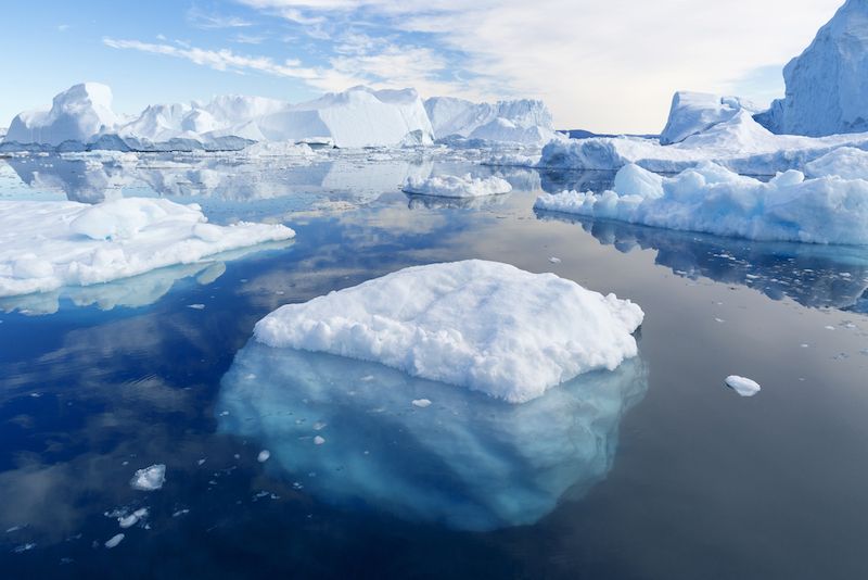 Iceberg gigante se rompe de la plataforma más grande de la Antárt