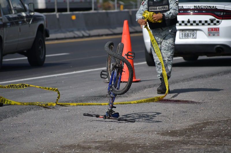 Trágica muerte de ciclista arrollado en carretera a Celaya