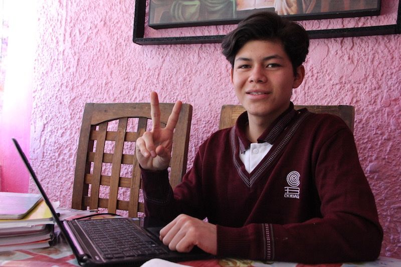 They will combine face-to-face and online classes in schools in Querétaro