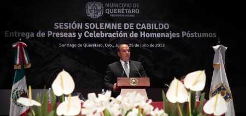 2_5_618_795012139_RLV_ENTREGA_PRESEAS_HOMENAJES_VP__59