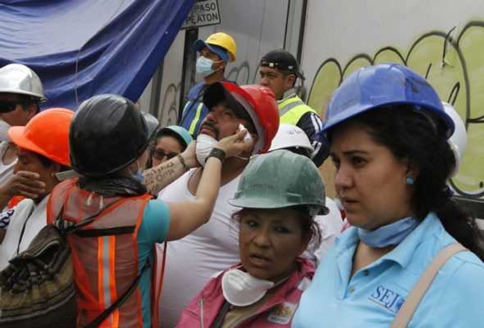 32 anos despues los cascos vuelven a tomar las calles 1