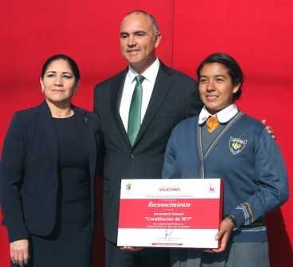 71_273_9561_1800412979_IMG_0726