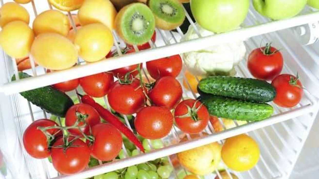 9-alimentos-que-nunca-debes-guardar-en-el-refrigerador.jpg