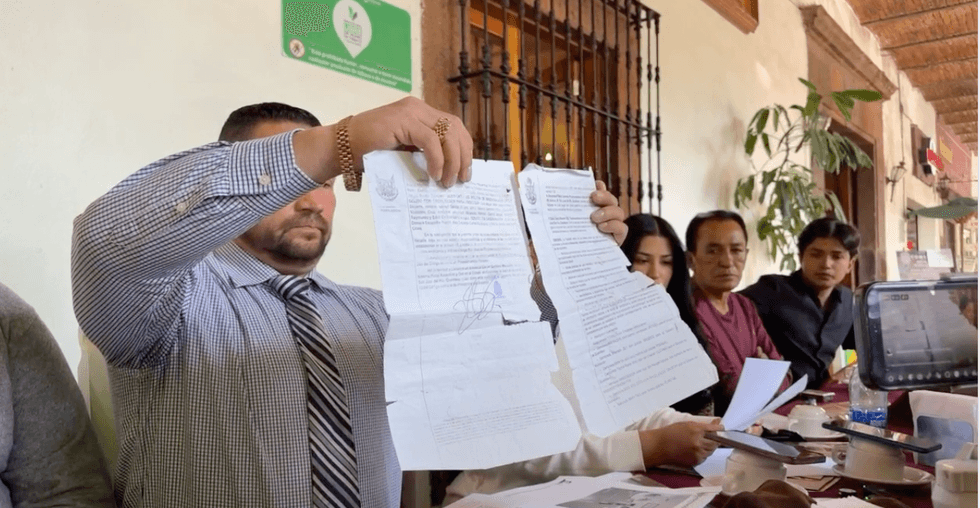 Abogados familia Olvera conferencia prensa denuncia cateos ilegales Fiscal\u00eda Quer\u00e9taro caso Perla Citlali San Juan del R\u00edo