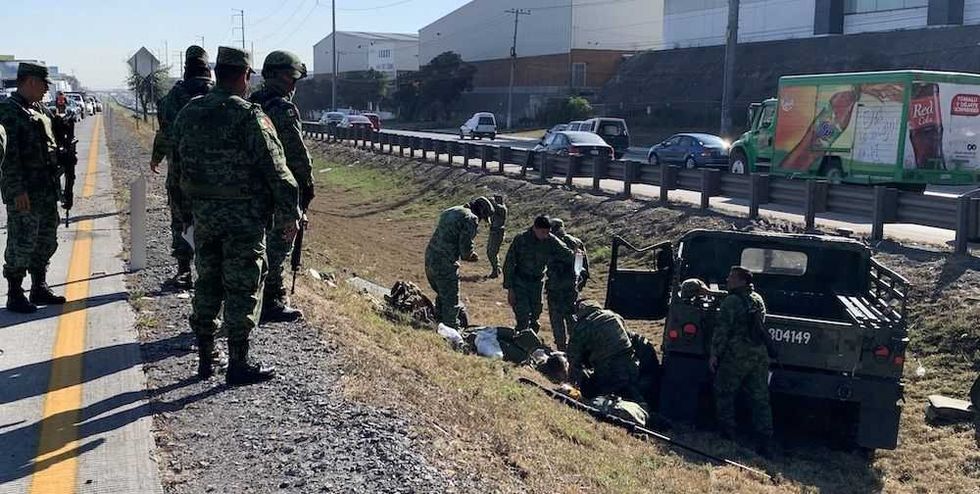 accidente militares mexico queretaro 3