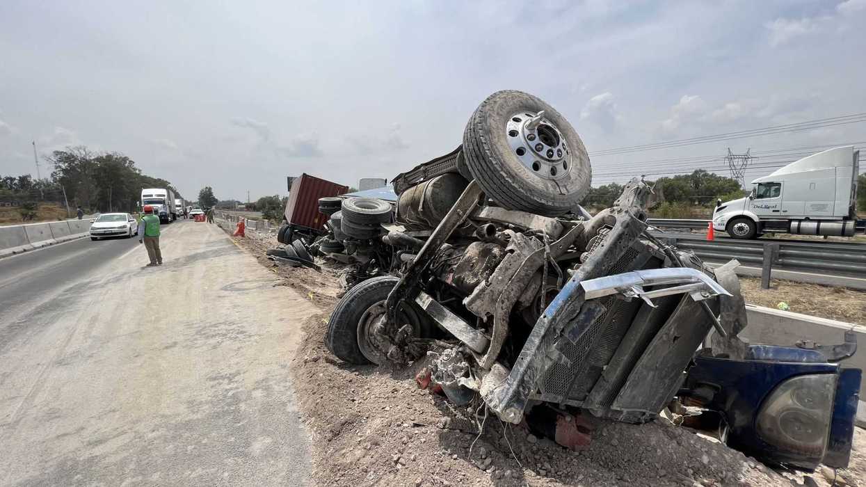 Accidente mortal en carretera México Querétaro provoca caos vehicular.