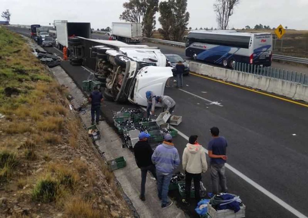 accidente trailer 4