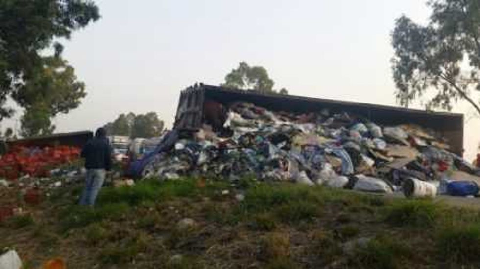 accidente trailers queretaro mexico 4