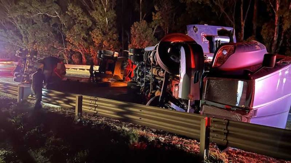 accidente volcadura pipa