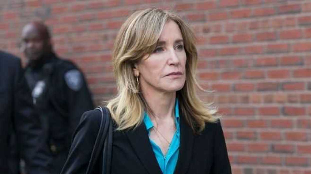 actriz-felicity-huffman-se-declarara-culpable-de-soborno-en-universidad
