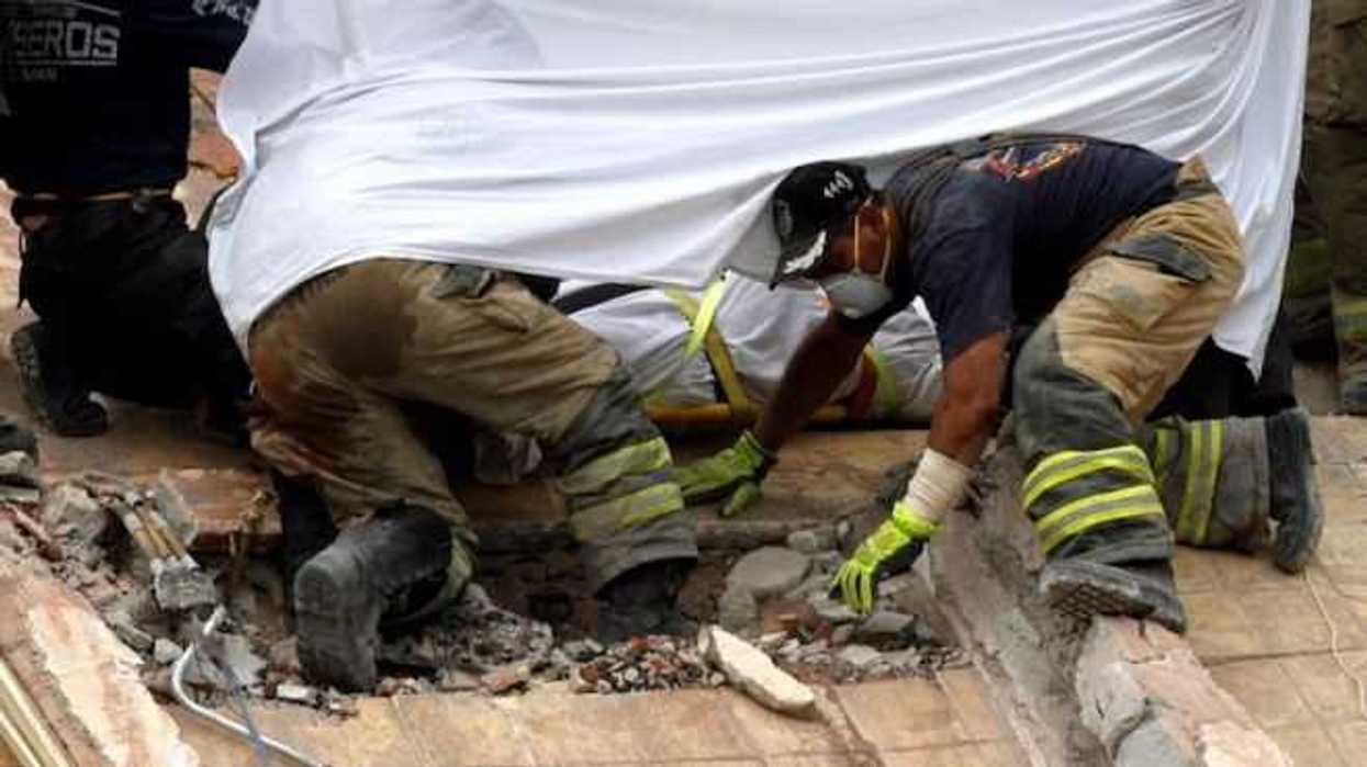 actualizan-cifra-360-decesos-en-pais-sismo