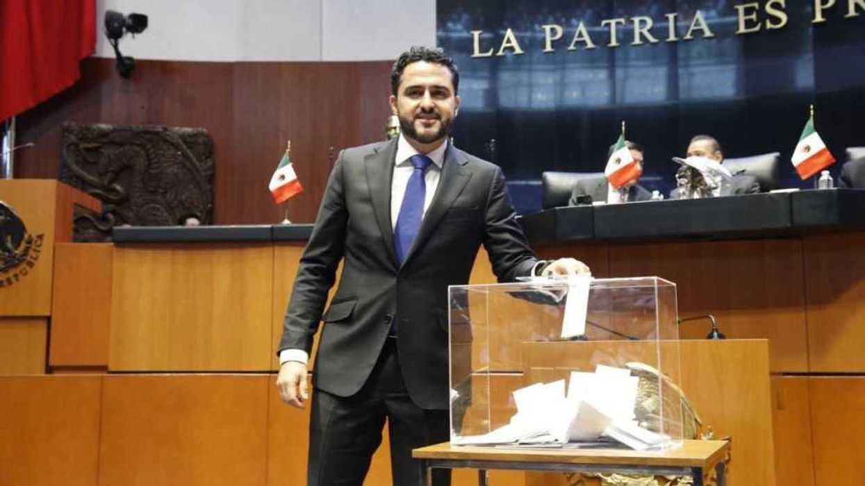 Agustín Dorantes asume como Senador: Compromiso firme con Querétaro y México.