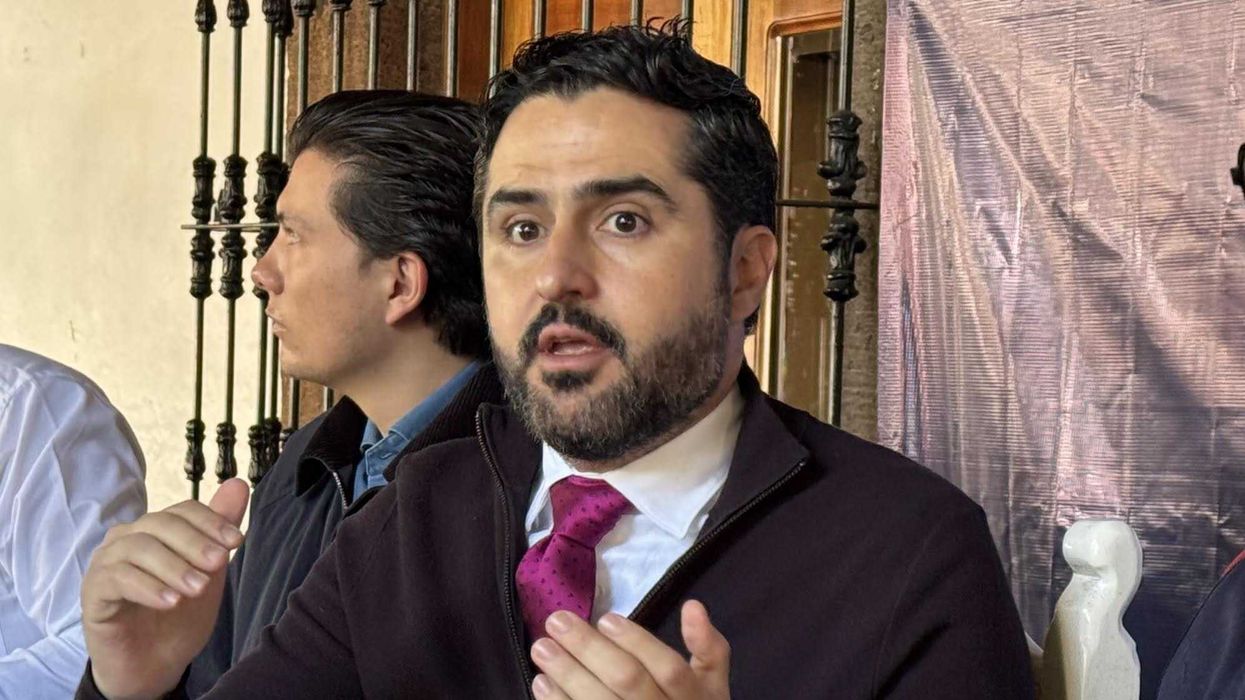 Agustín Dorantes Lámbarri, senador del PAN, durante entrevista donde confirmó su interés en la gubernatura de Querétaro.