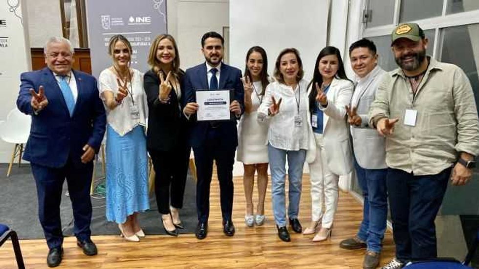 Agustín Dorantes llama a votar para evitar que Morena llegue a Querétaro.