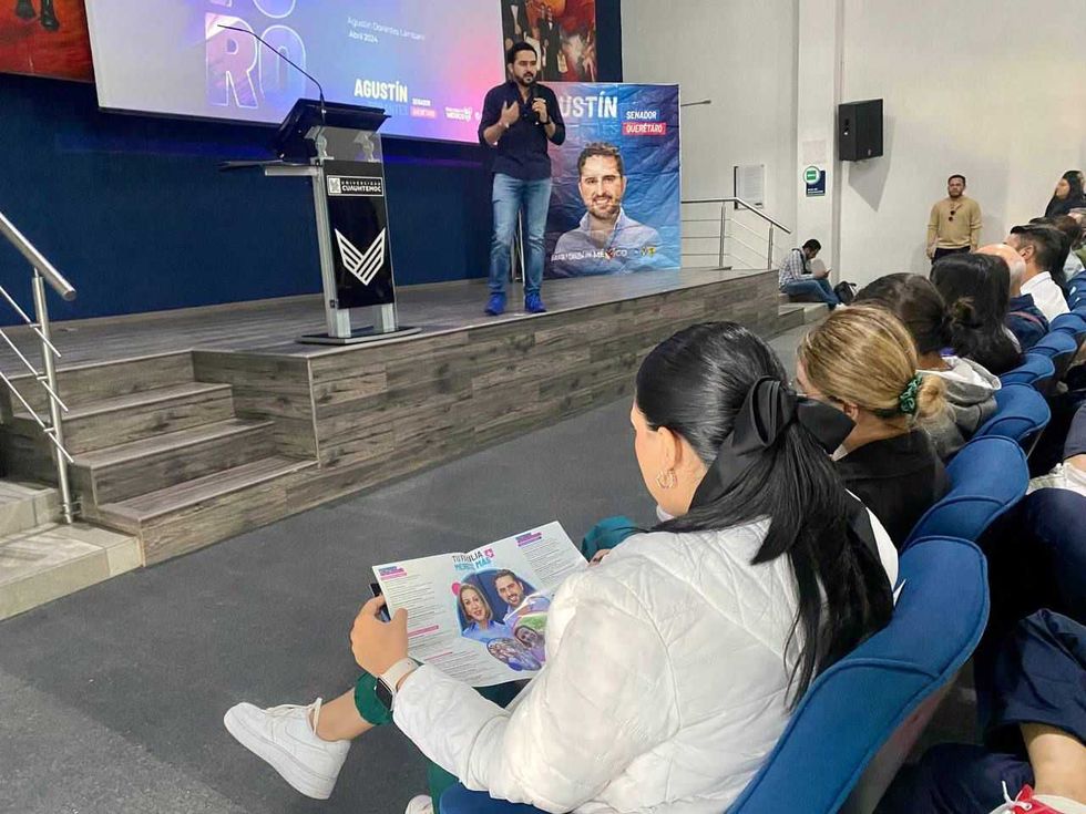 Agustín Dorantes promete a jóvenes apoyo integral en Querétaro.