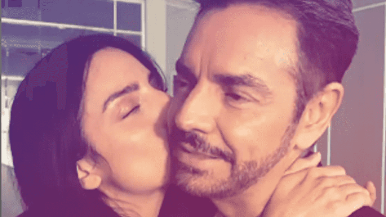 aislinn-derbez