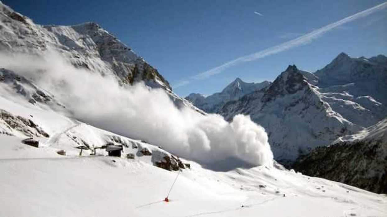 al-menos-10-muertos-en-italia-por-avalanchas-de-nieve