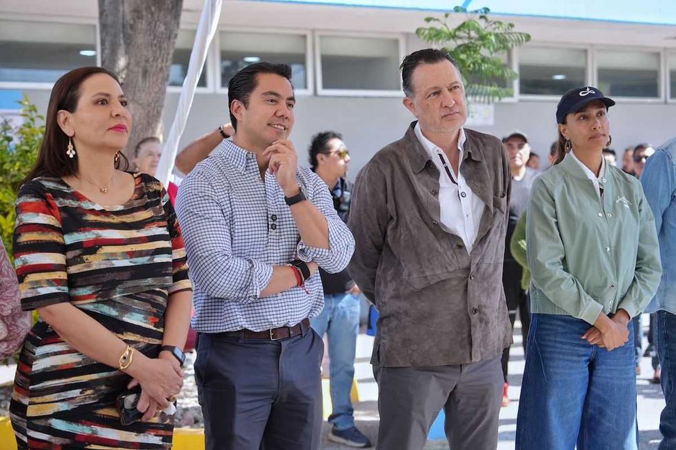 Alberca semiol\u00edmpica rehabilitada en la unidad deportiva Casa de la Juventud en Quer\u00e9taro