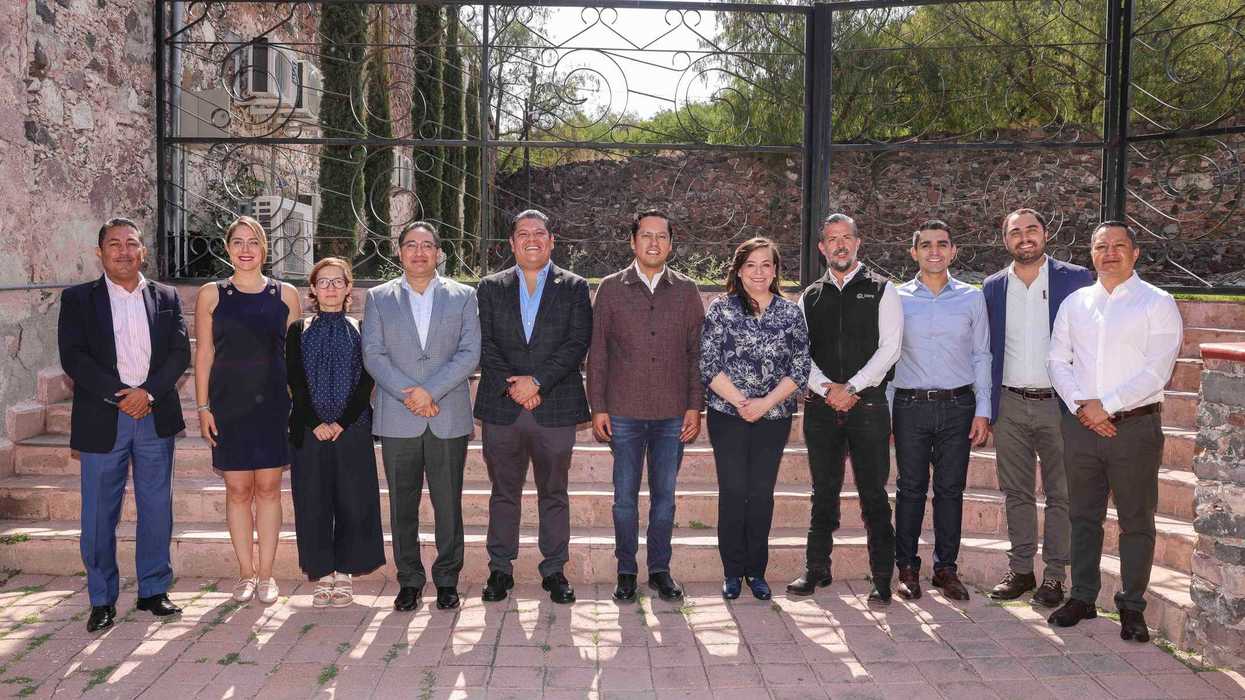 Alcalde Chepe Guerrero y Carlos Olguín presentan Declaración 5 de 5 de Corregidora con cero positivos en examen toxicológico ante organismos anticorrupción del estado en 2026