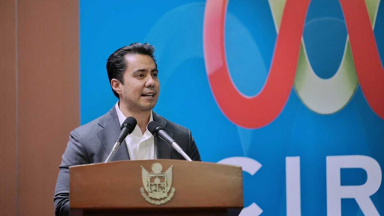 Alcalde Felifer Macías Olvera durante entrevista sobre recortes federales al municipio de Querétaro