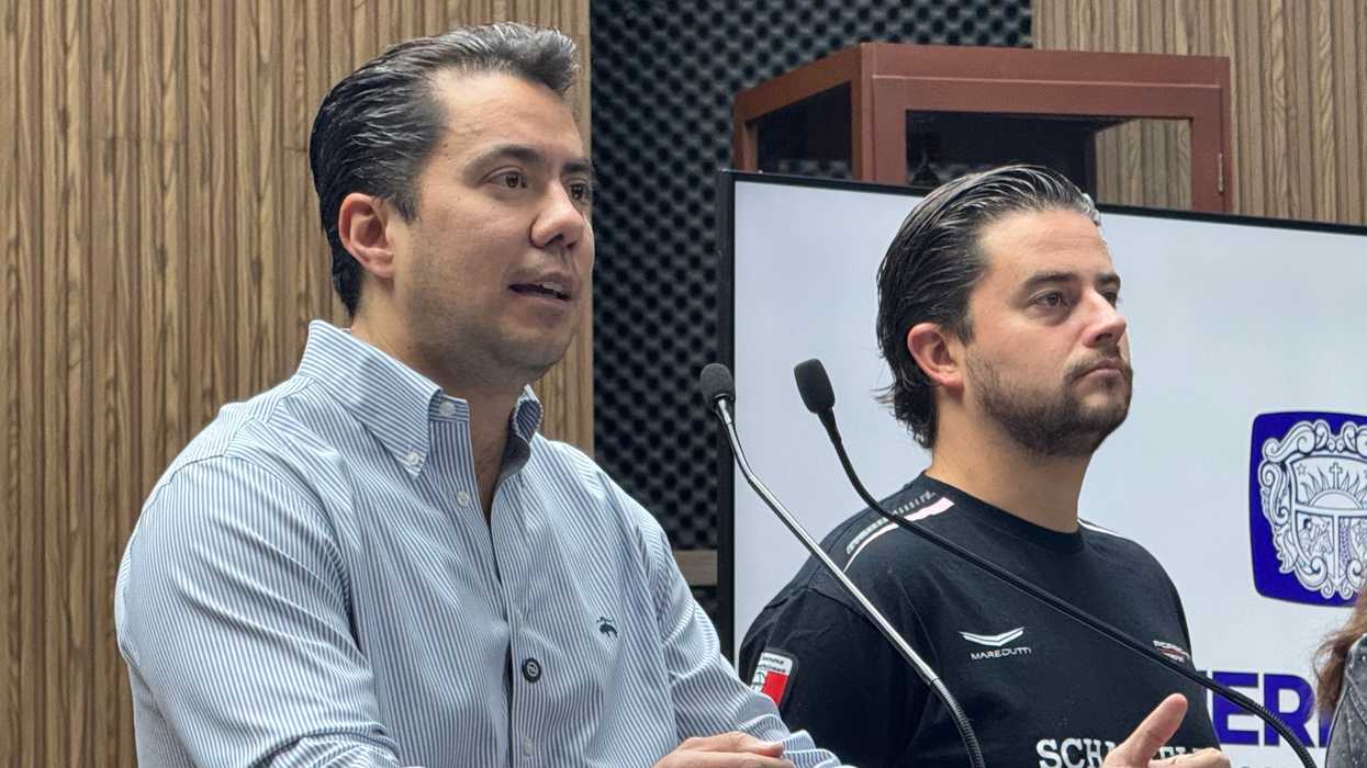 Alcalde Felifer Macías y secretario Rodrigo Ruiz anuncian congreso de electromovilidad en municipio de Querétaro