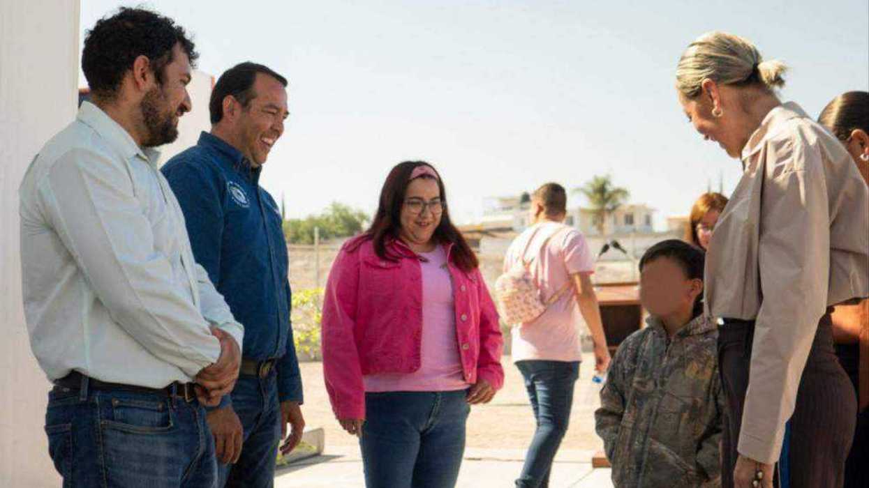 Alcalde Roberto Cabrera encabeza ceremonia por Día del Trabajo y Día del Niño en primaria de San Juan.