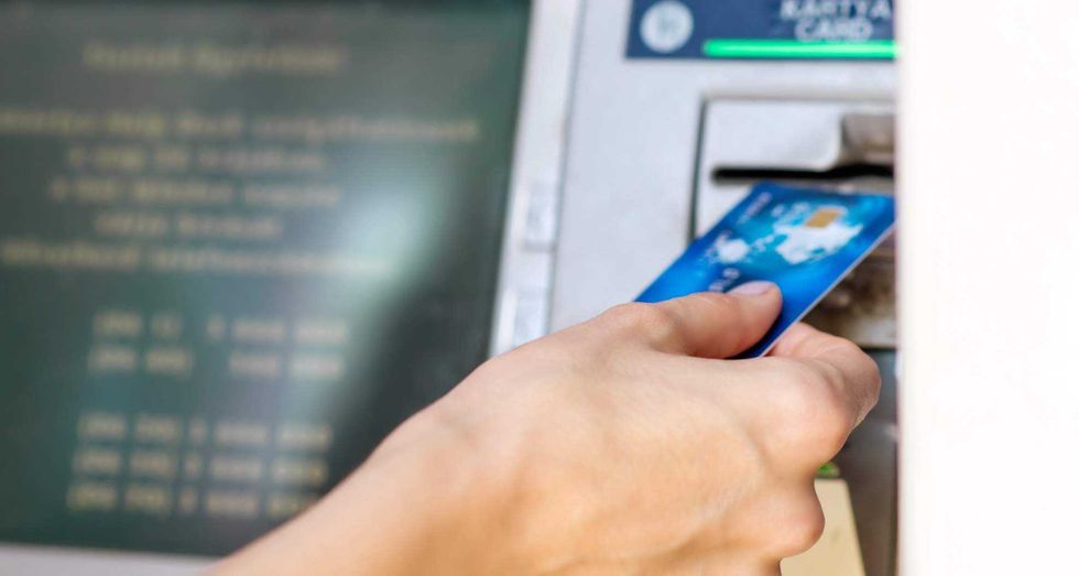 Alcalde Roberto Cabrera Valencia confirma pagos puntuales de aguinaldo y prestaciones a trabajadores municipales de San Juan del Río.