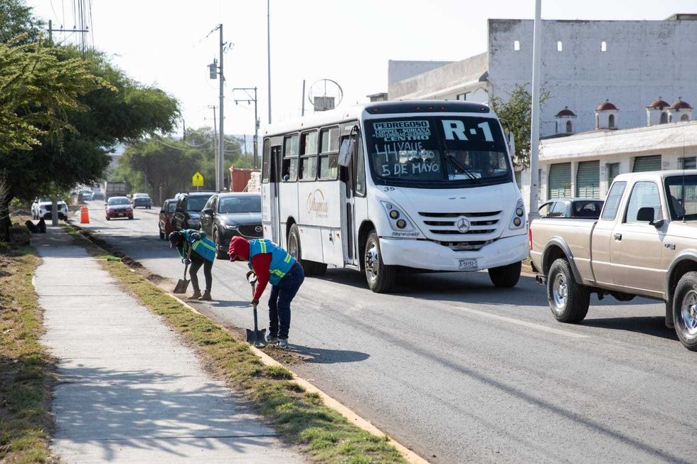 Alcalde Roberto Cabrera Valencia supervisa barrido fino en zona oriente de San Juan del R\u00edo junto a brigadas de Servicios P\u00fablicos Municipales
