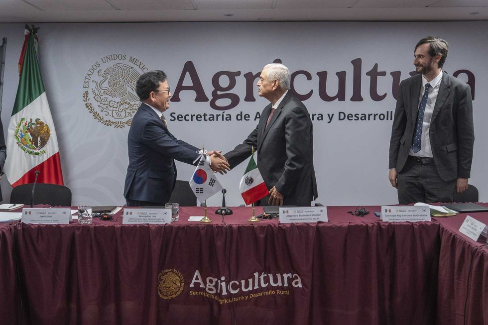 México y Corea firman memorandos de cooperación agrícola
