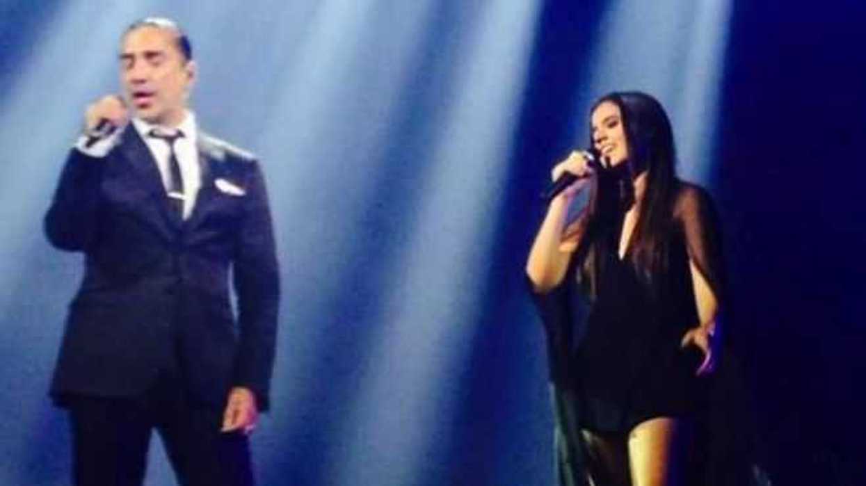 Alejandro Fernández y Camila.