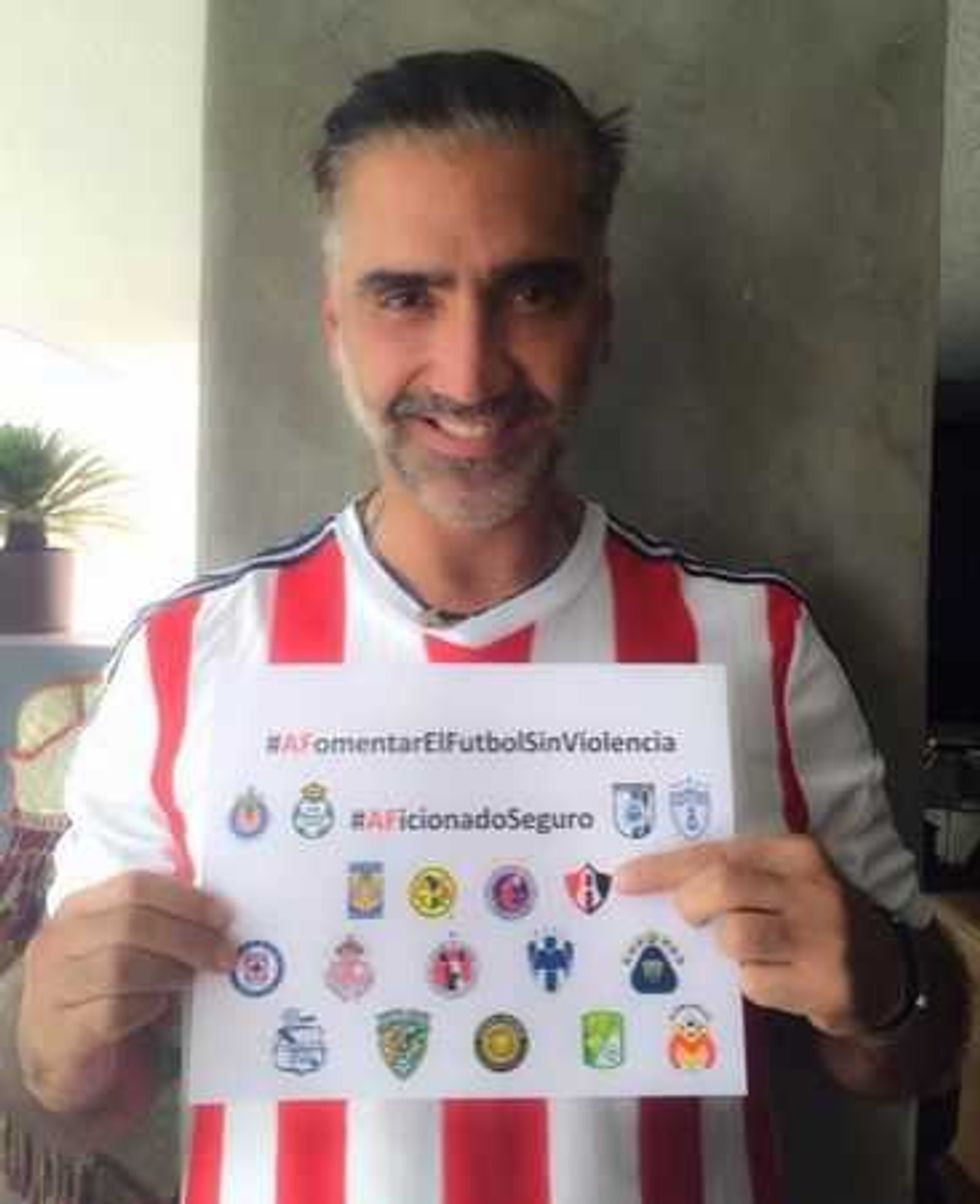Alejandro Fernandez.