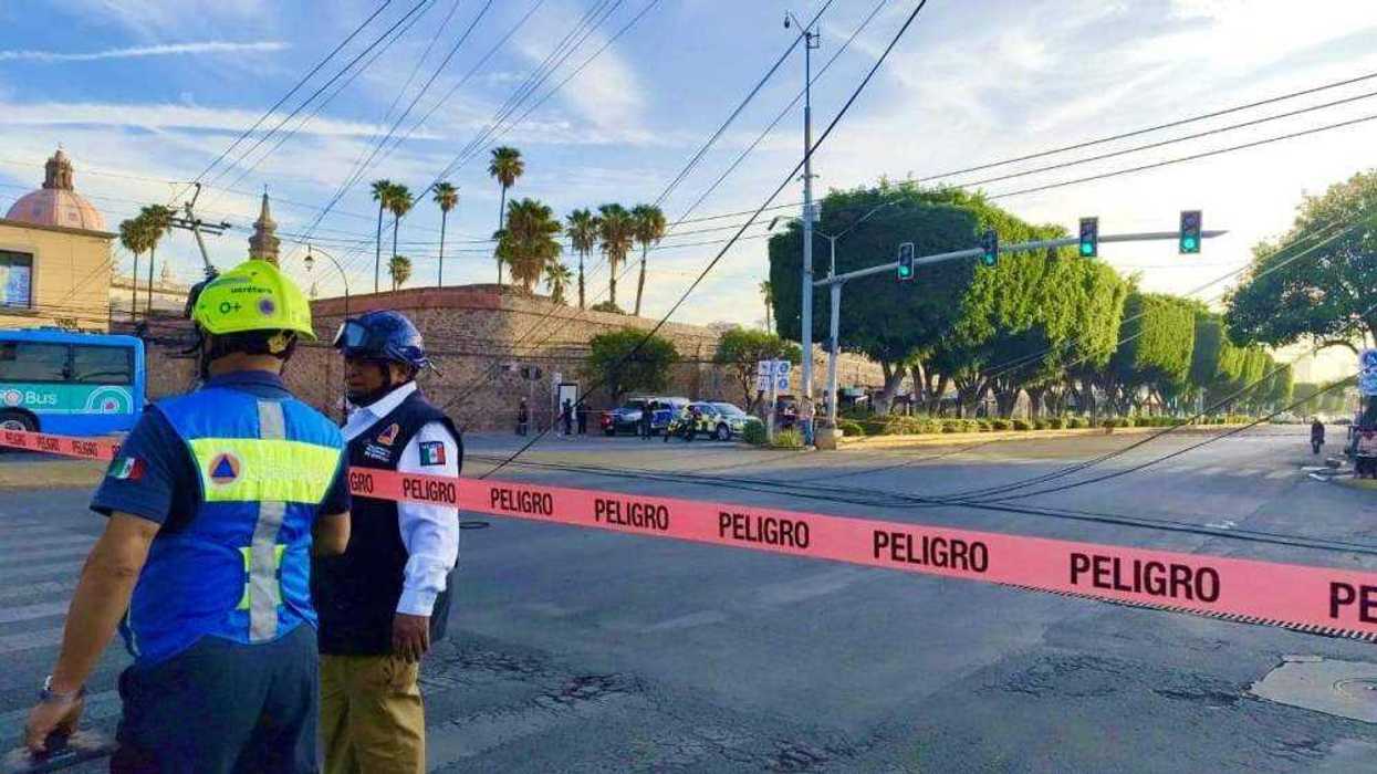 Alerta Vial: Cierre en Centro Histórico por daño a infraestructura eléctrica.