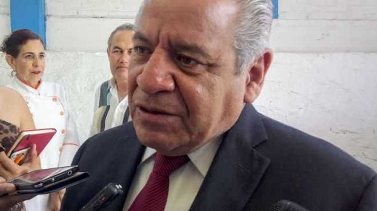 alfredo_botello_montes_educacion