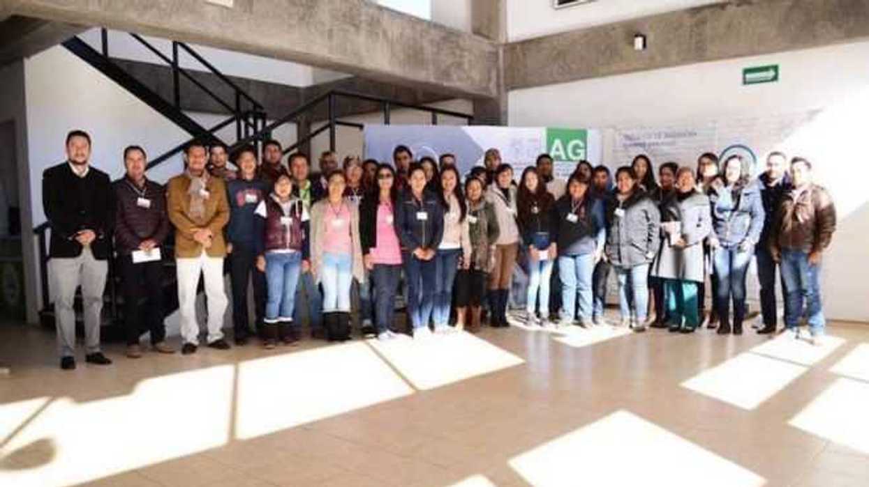 alumnos-de-ingenieria-agroindustrial-de-universidad-autonoma-de-queretaro.