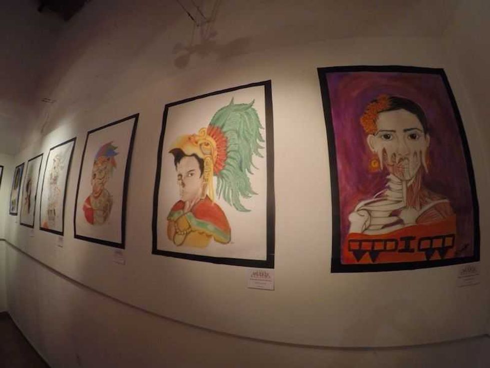 alumnos de la mesoamericana exponen vida muerte y cultura en sjr 1