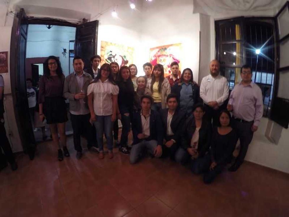 alumnos de la mesoamericana exponen vida muerte y cultura en sjr 8