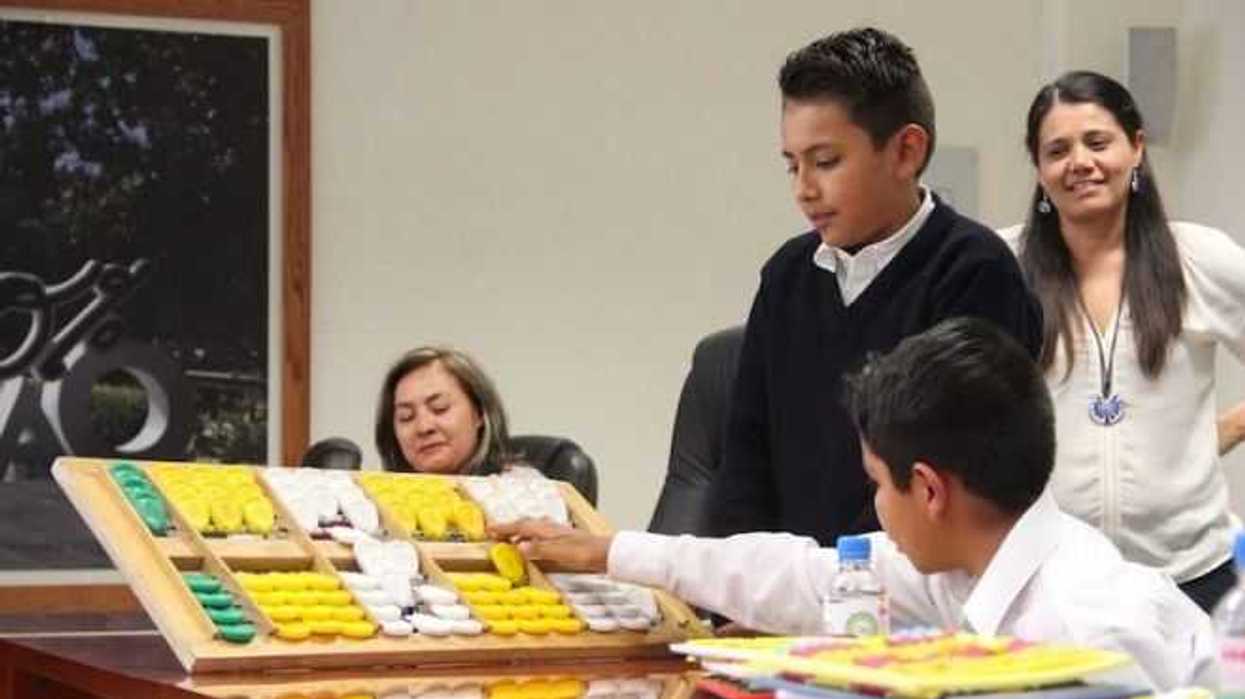 alumnos-queretaro-muestran-virtudes-del-abaco-maya