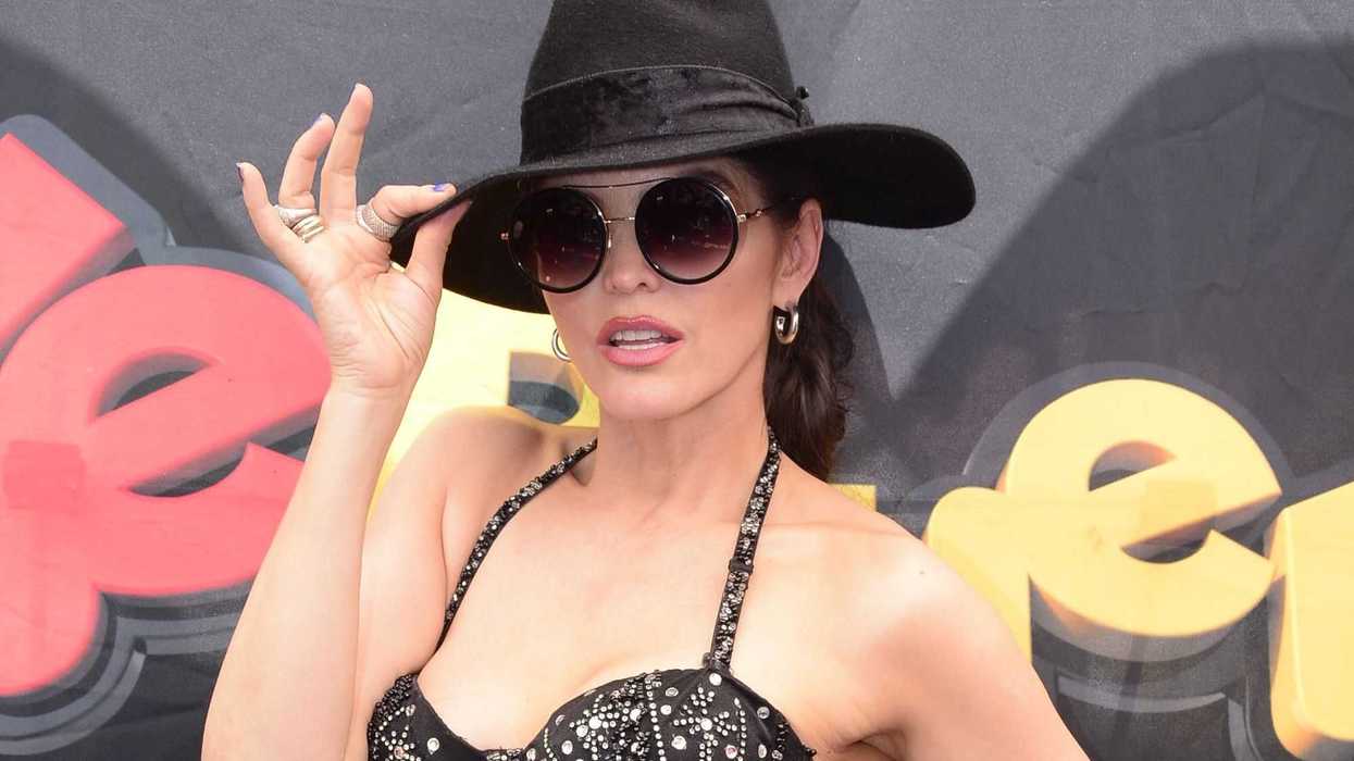 Ana Bárbara defiende a su prometido, asegura que solo le ayuda con la difícil tarea de la maternidad. AGENCIA MÉXICO.