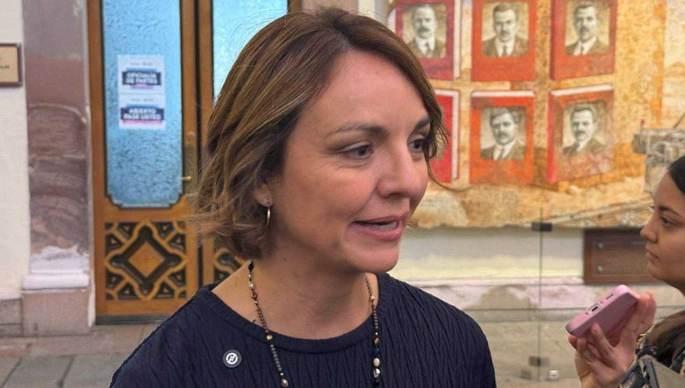 Ana Paola López Birlain, secretaria de Cultura de Querétaro, durante recorrido por instalaciones culturales estatales.