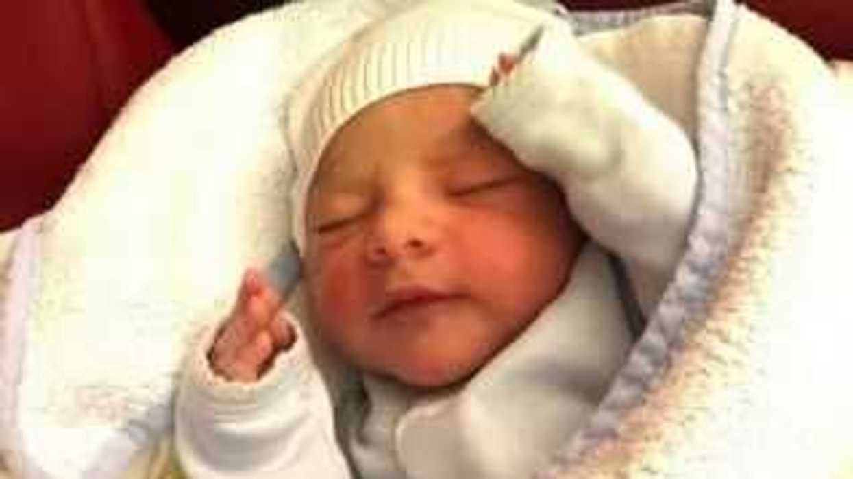 ¡Andrés Guardado ya es papá!.