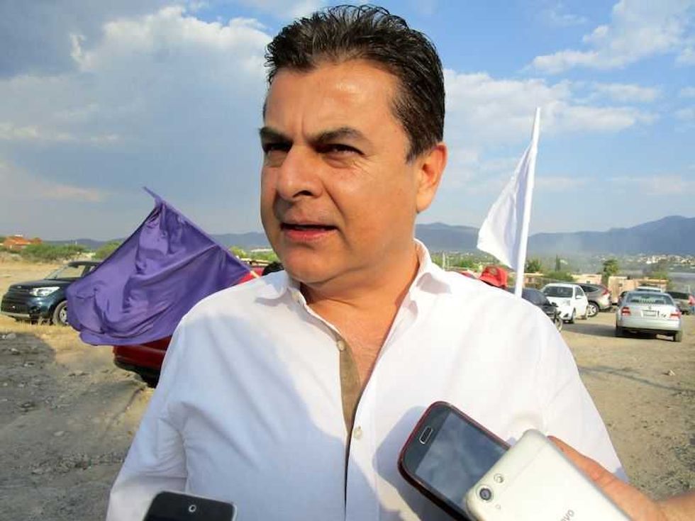 antonio mejia lira se registra ante el ieeq en tequisquiapan