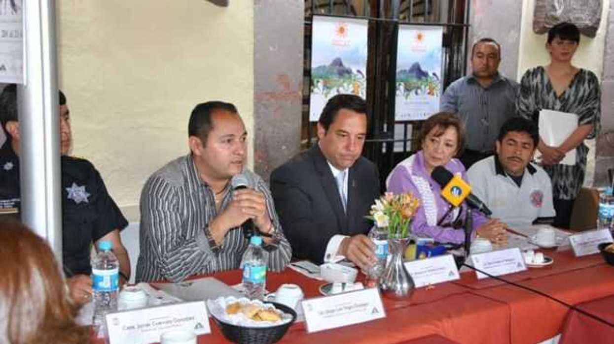 Anuncia alcalde equinoccio de primavera en Bernal, Querétaro.