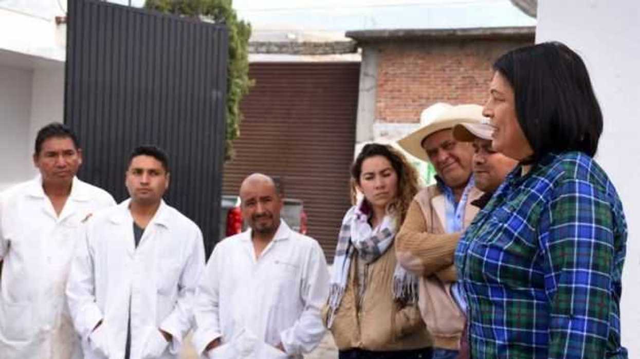 anuncia-elvia-montes-nuevo-rastro-municipal-en-ezequiel-montes