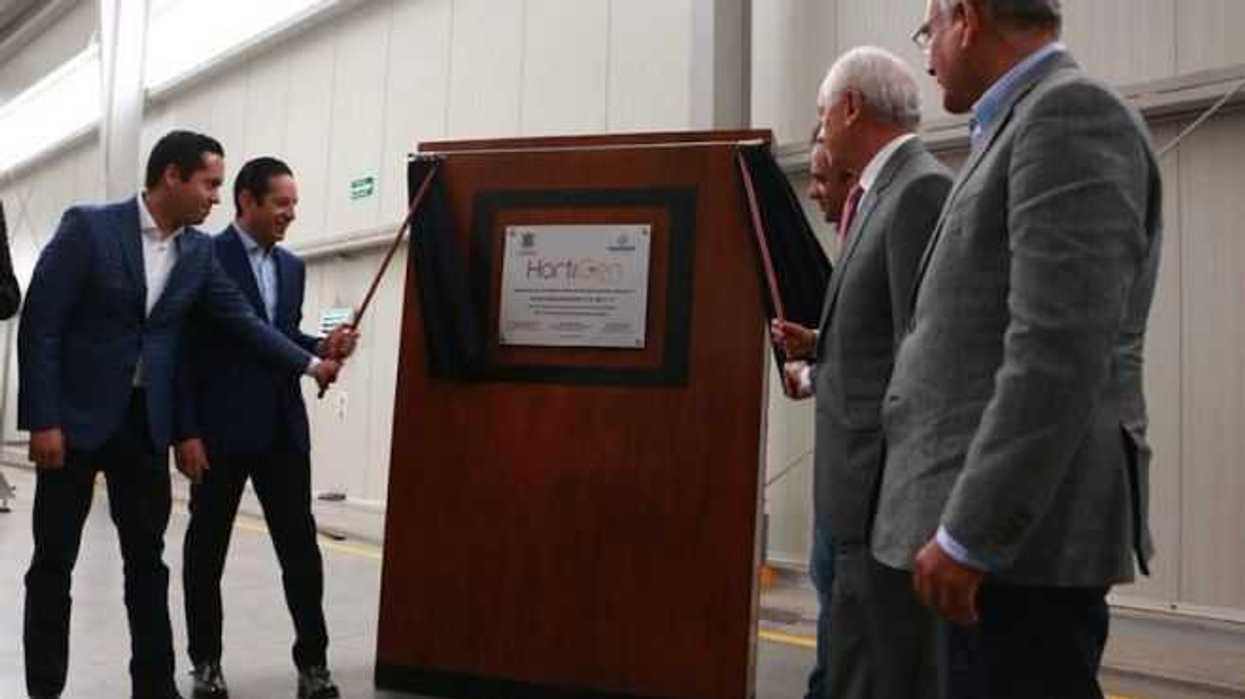 anuncia-gobernador-primera-piedra-de-expansion-de-invernaderos-hortigen-en-queretaro2