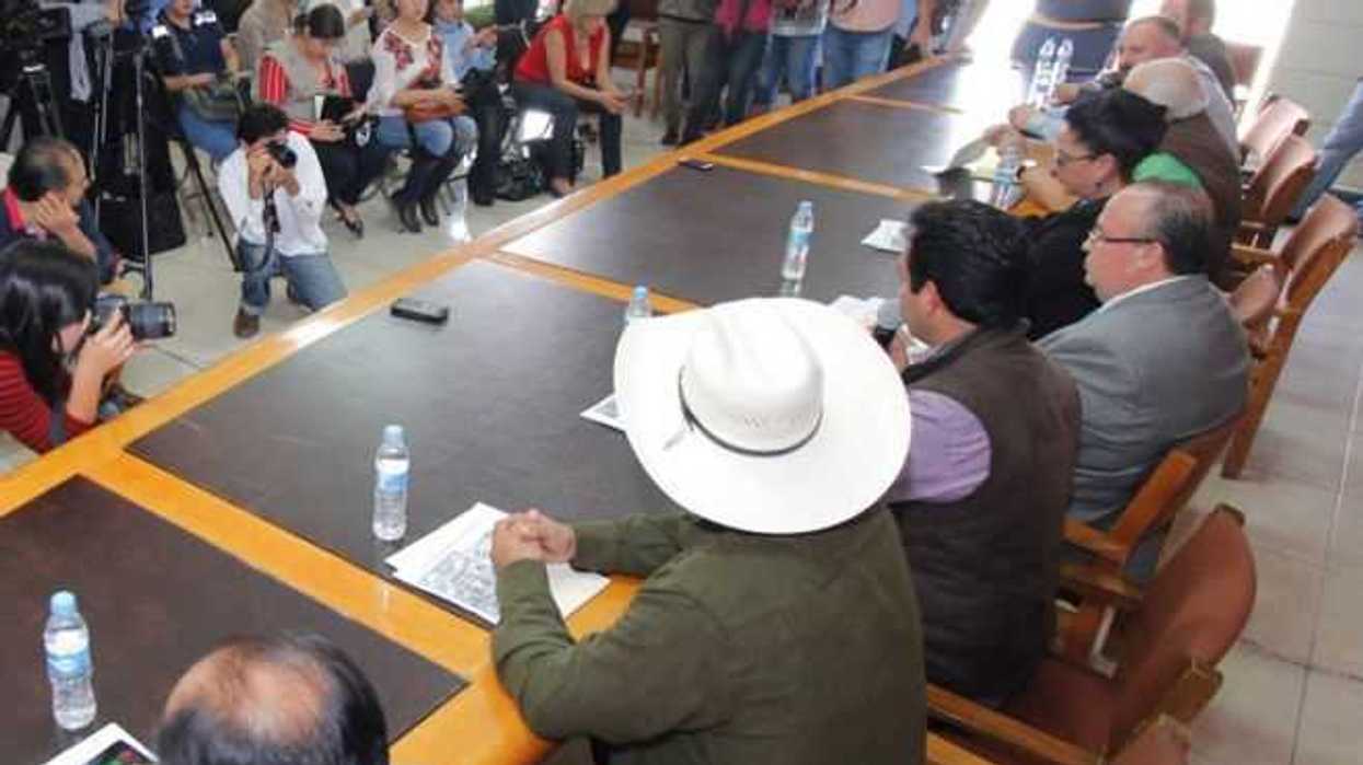 Anuncian “cartel de lujo” en Feria Internacional Ganadera de Querétaro.