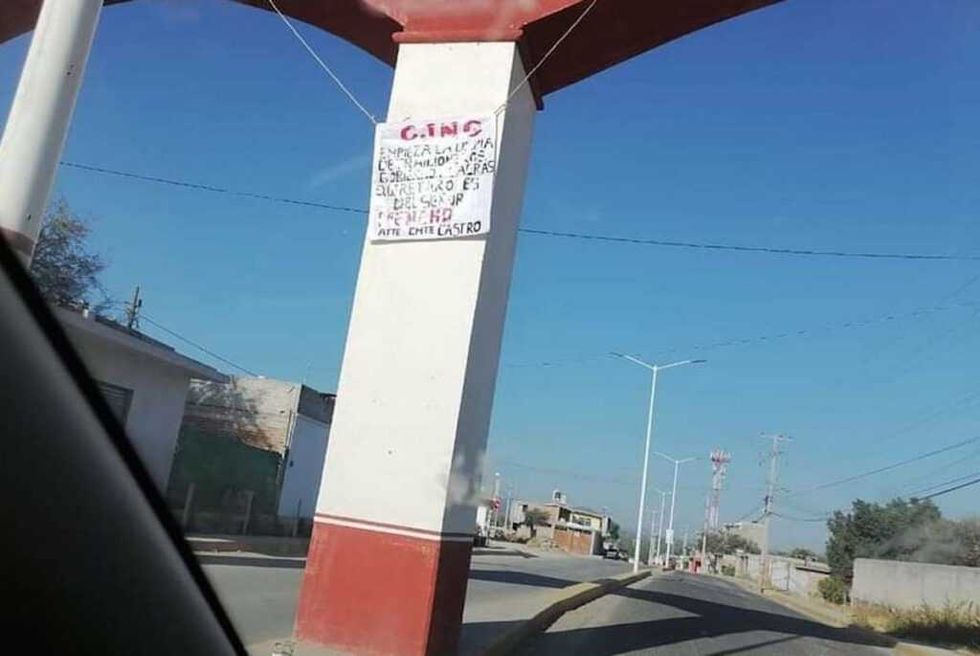 aparecen mensajes del cjng 1