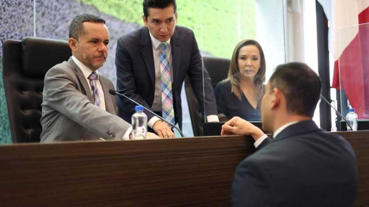 Aprueban jubilación del auditor superior en Querétaro.